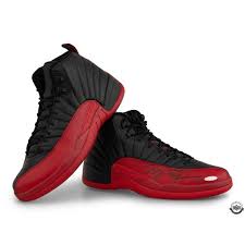 Itzel wishes for new Flu Jordans.