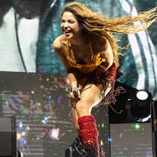 Lorena wishes to see Shakira in concert.